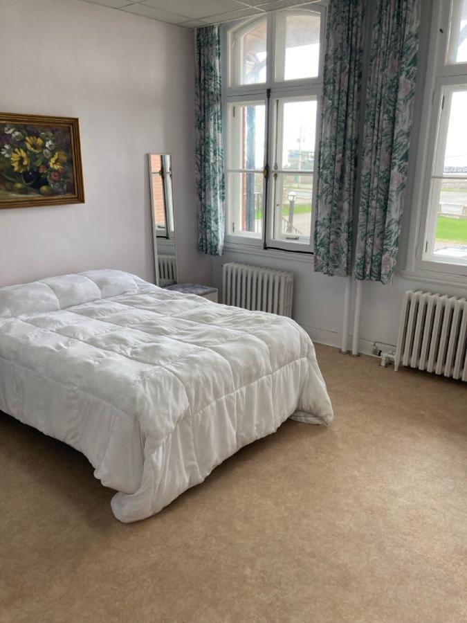 Apartament Le Couvent Sainte Anne-des-Chênes Zewnętrze zdjęcie