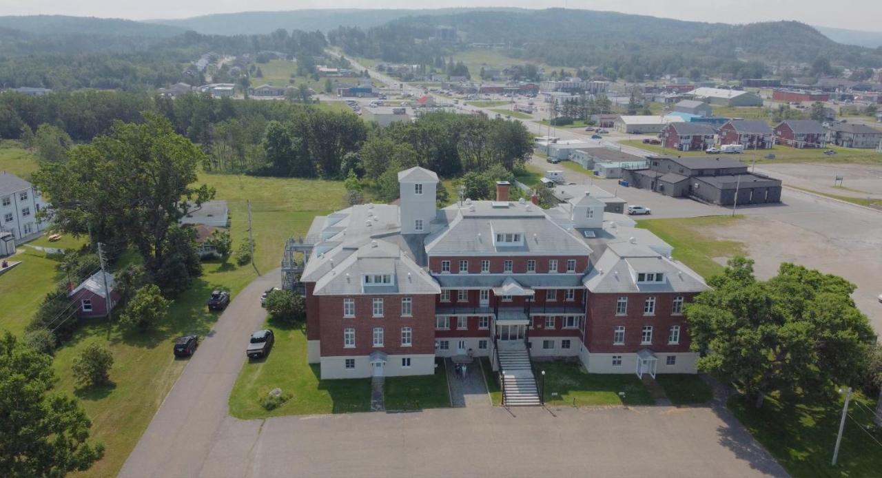 Apartament Le Couvent Sainte Anne-des-Chênes Zewnętrze zdjęcie